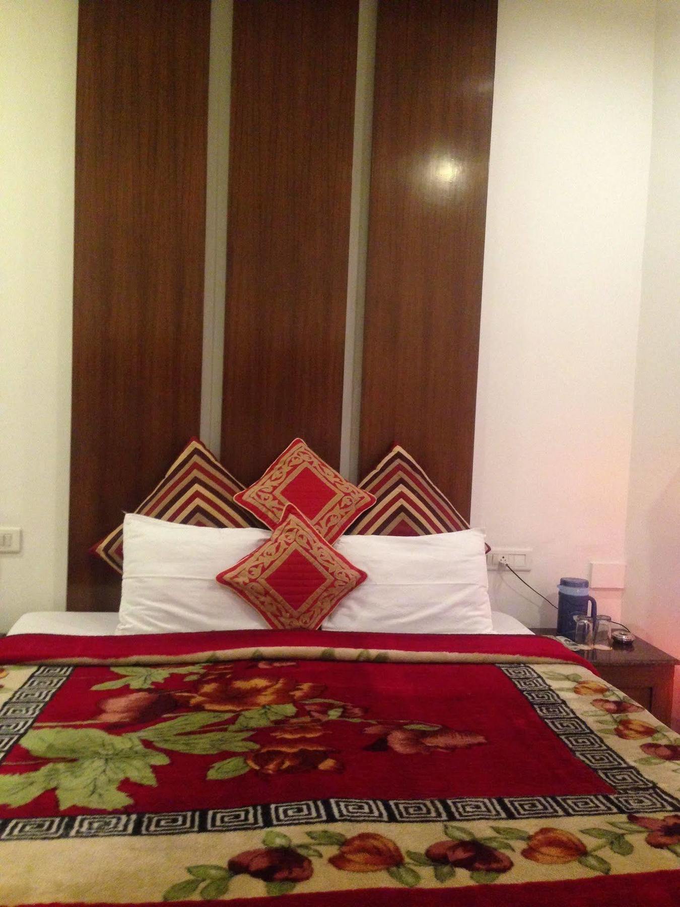 Hotel Namaskar Амритсар Екстериор снимка